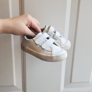 Keds White Velcro Toddler Kids Size 6 Clean Sneakers Memory Foam